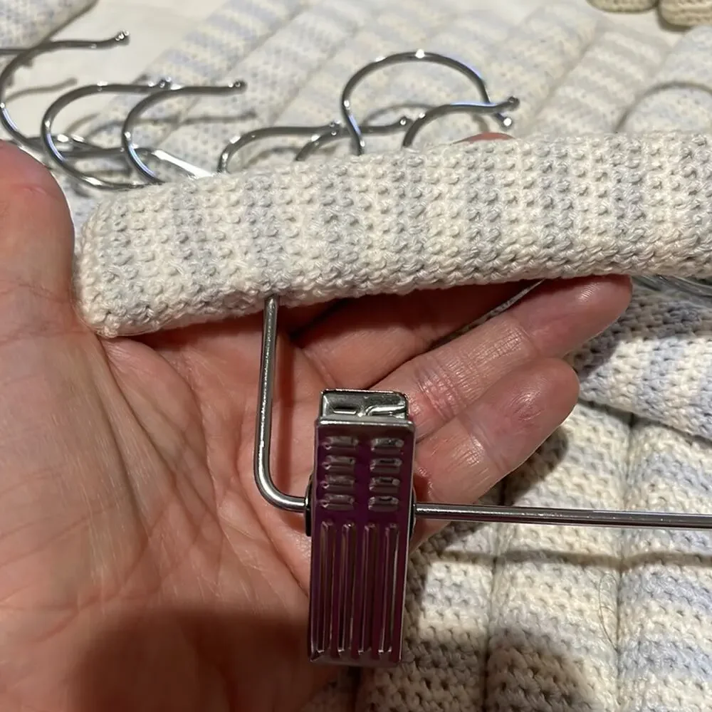 23 hanger blue cream tan woven 7 pants clips 16 top hanger guc